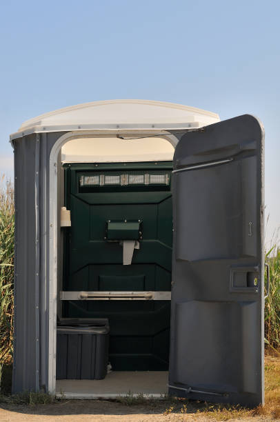Best Luxury portable toilet rental  in Mason City, IL